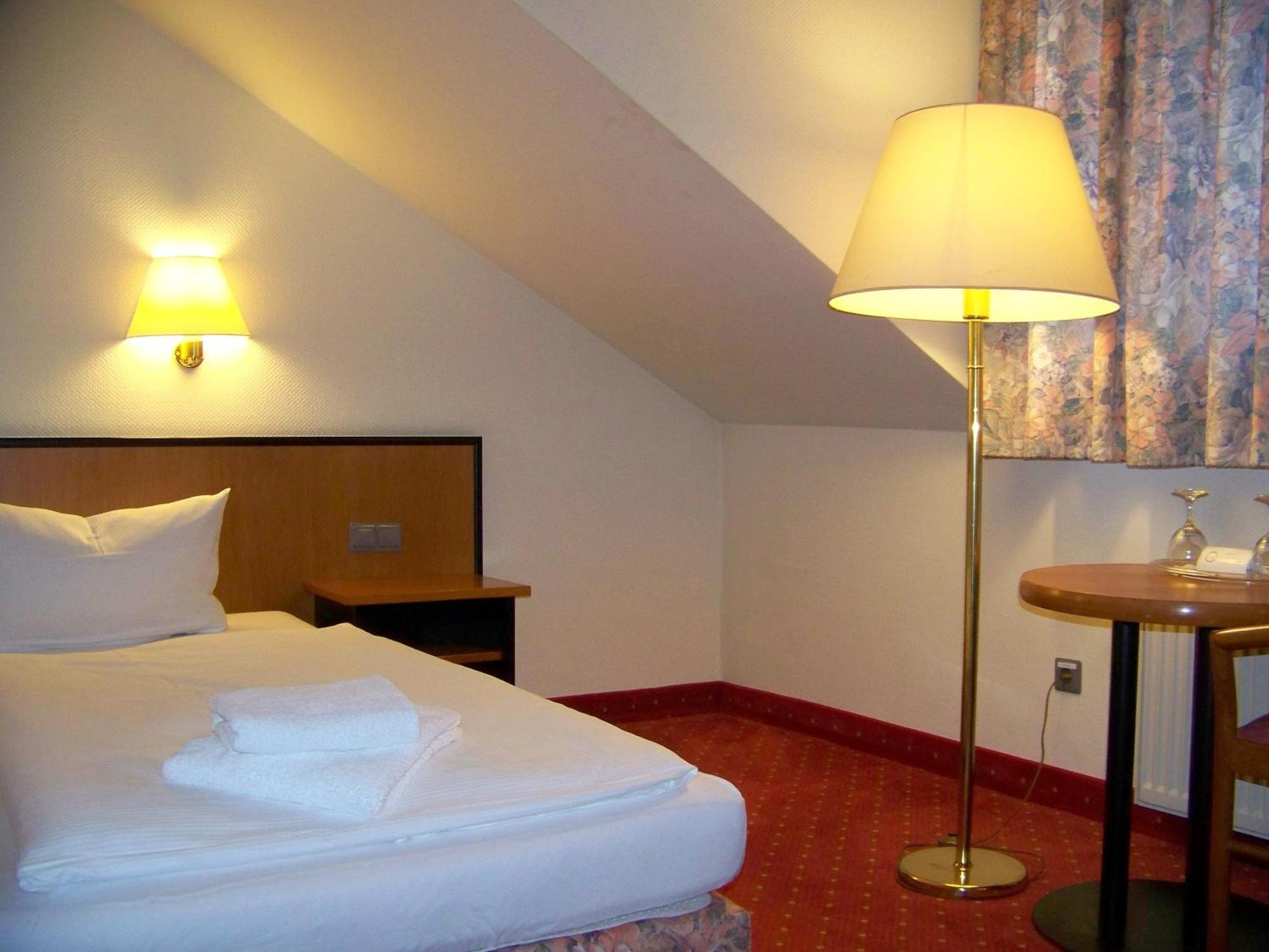 Hotel Amadeus Royal Berlin Hönow Pokoj fotografie