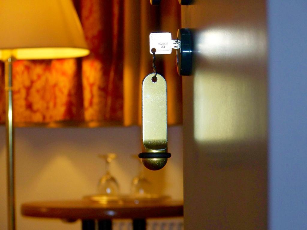 Hotel Amadeus Royal Berlin Hönow Pokoj fotografie