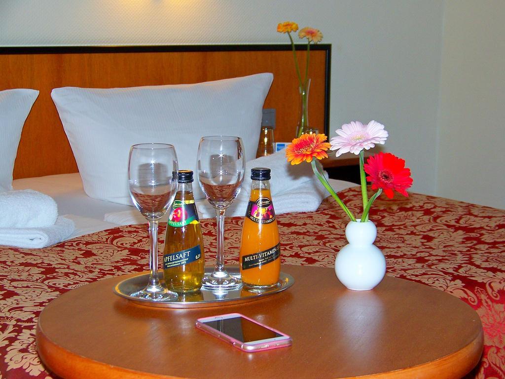 Hotel Amadeus Royal Berlin Hönow Pokoj fotografie
