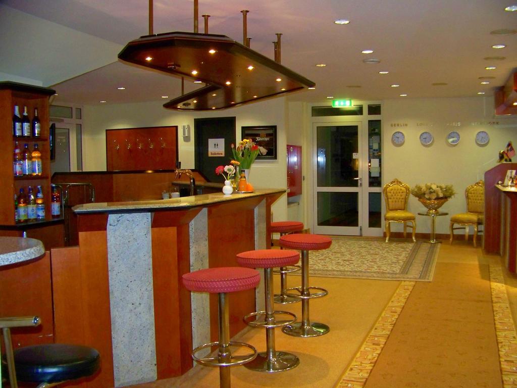 Hotel Amadeus Royal Berlin Hönow Pokoj fotografie
